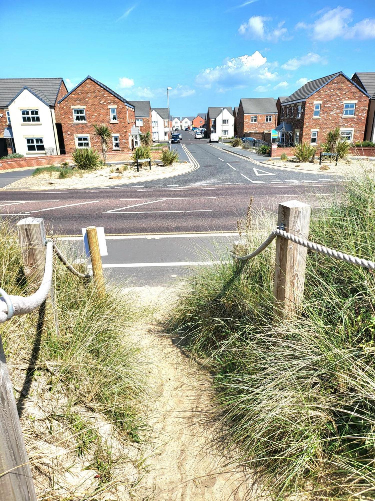 Seaside Beach Themed Home With Garden And Driveway Lytham St Annes Esterno foto